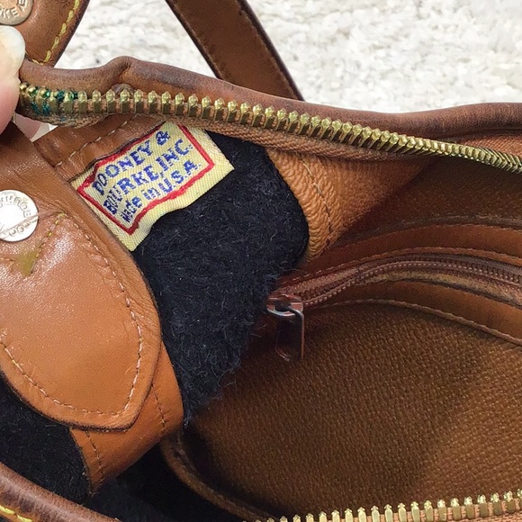 Dooney vintage AWL shoulder bag - Picture 11 of 13